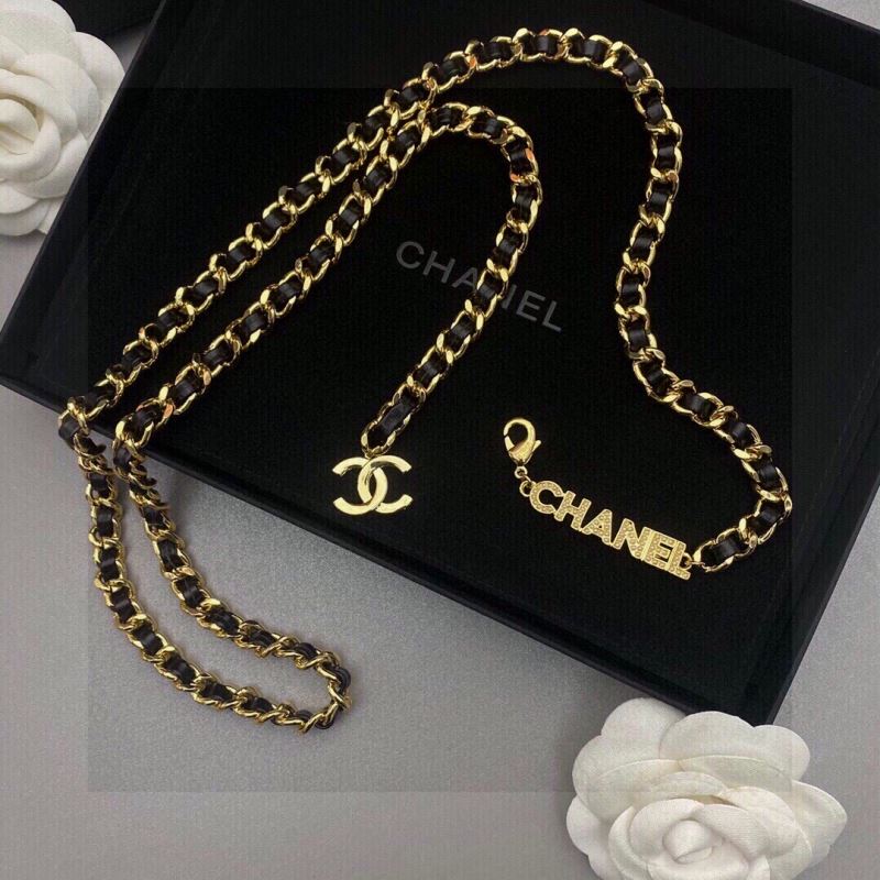 Ch**el waist chain